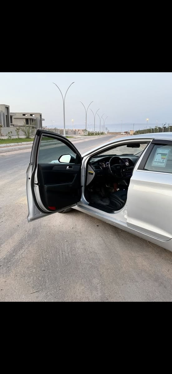 سلام عليكم سوناته مديل 17 مكينه كير حداديه تخم تاير تبريد كله كفاله سياره جديده وجاهزه من كلشي غاز بلاد لا صرفيه ولا دوانص  مكان الكص فقط بي صبغ الباقي كله كفاله متومه طبق الاصل شرط مكاني بصره ***********
