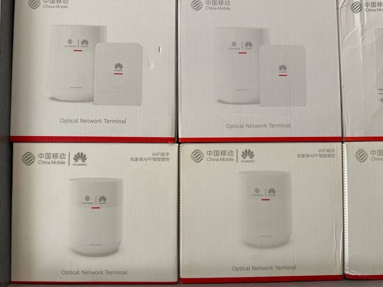 📡 Huawei K662 WiFi 6 ONT – AX3000 📡
جيبون أصلي (Jibon)
جديد 
💥 مودم فايبر + راوتر WiFi 6 بجهاز واحد – سرعة وثبات عالي
📌 المواصفات: ✅ يدعم WiFi 6 (802.11ax) Dual Band 2.4G / 5G
✅ سرعة AX3000 (574Mbps + 2402Mbps)
✅ تقنية 2×2 MIMO لثبات أقوى
✅ 2 أو 4 منافذ LAN Gigabit (حسب الموديل)
✅ منفذ فايبر PON (SC/APC)
✅ يعمل كنظام ONT + Router + Access Point
✅ استهلاك طاقة منخفض
✅ نسخة جيبون (Jibon) أصلية
💡 المميزات: ✔ يشغل إنترنت الفايبر مباشرة (FTTH)
✔ مناسب للبث 4K والألعاب
✔ يشغل عدة أجهزة بنفس الوقت
✔ تغطية قوية وثبات عالي
✔ يعمل على أغلب مشاريع الفايبر الوطني (حسب توافق مزود الخدمة)
⚡ سرعة عالية – تغطية قوية – أداء احترافي
📩 للاستفسار مراسلة الصفحة
🚚 يتوفر توصيل لكل المحافظات


**إذا كنت صاحب هذا الإعلان وتريد حذفه لأي سبب، رجاءا أرسل رسالة إلى الدعم الفني**
