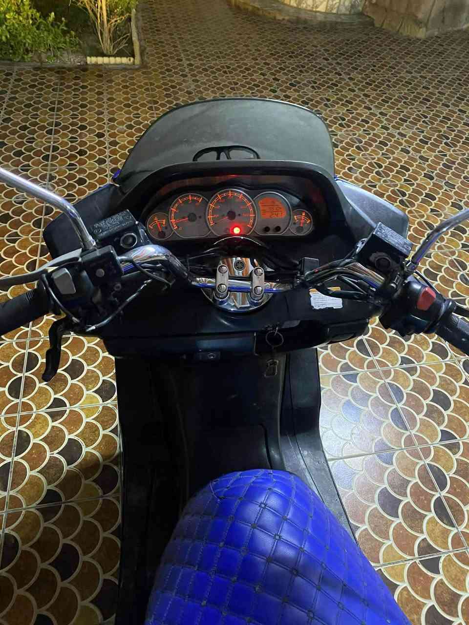 السلام عليكم درجة ماجستا للبيع الدراجه جديده من كلشي ما اتذب عليه ربع مكينه نعومة فول كهربائيات كله شغاله تايرات جدد اكلجات أمامي خلفي جديد راديتر ومروحه جدد لايت عالي ناصي مكاني بابل السعر 500 وبيها مجال ***********
