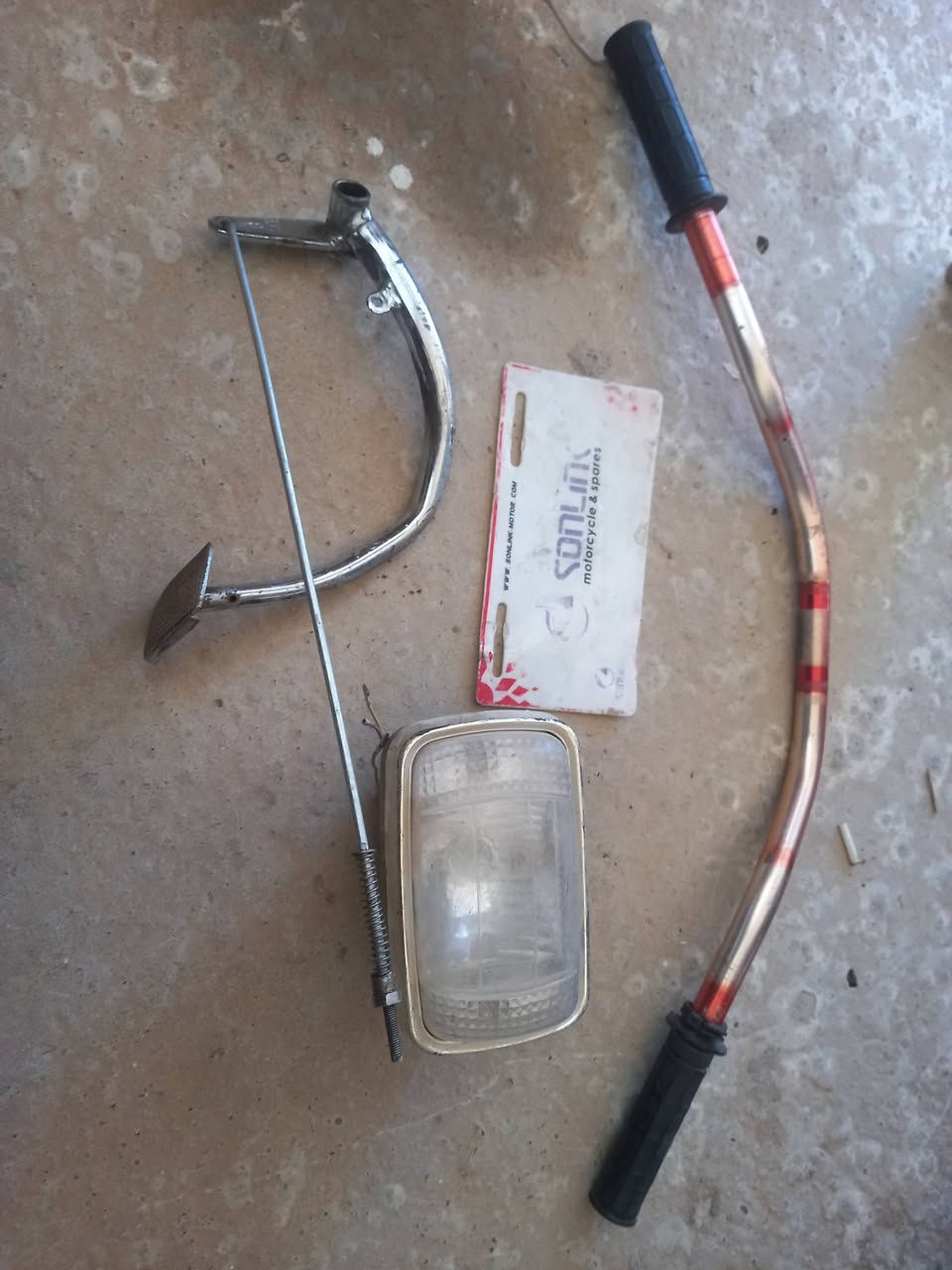 اخوان هاي الاغراض للبيع اي واحد يريد خليه يتصل ويستفسر عنواني تلعفر حي المثنى الاولى قرب عياد الدكتور عباس شيخو *********** ***********
