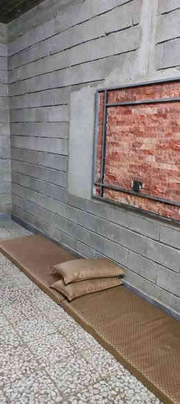 الدار للبيع منطقه القوسيات خربه عسكر المساحه 100 متر الواجهه الخمسه خدمات ماي كهربر سعر 35 مقابل التفوض للاستفسار المعلومات اتصل على هذا الرقم *********** اسيا ***********
