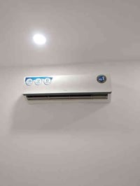 ‎نصب وفتح سبالت  🛠  وصيانه🔩 و تنظيف 🚿 ‎. وشحن غاز R22و R410 ‎كافة أنو...