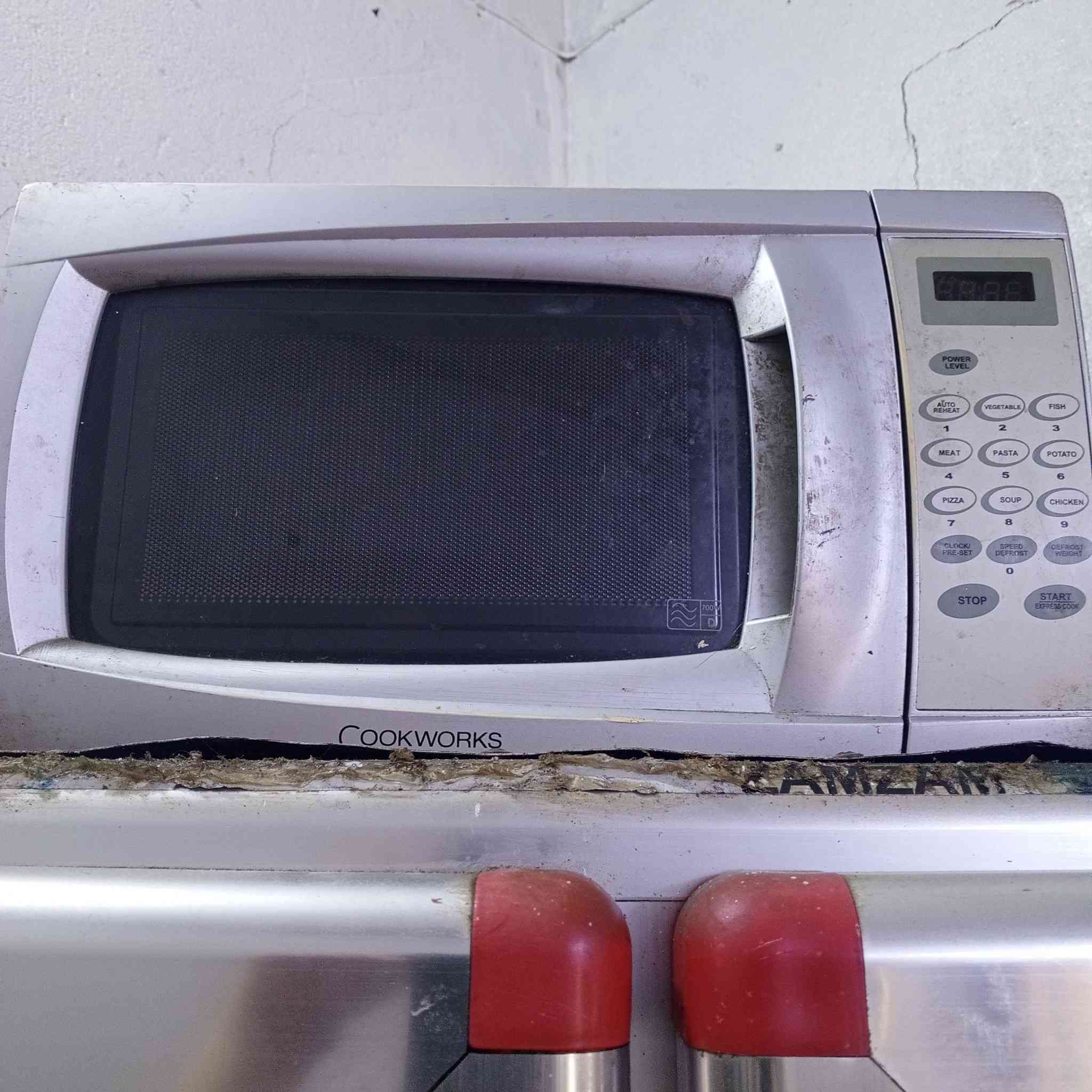 مايكرو وطاوه بورك ب25


**إذا كنت صاحب هذا الإعلان وتريد حذفه لأي سبب، رجاءا أرسل رسالة إلى الدعم الفني**