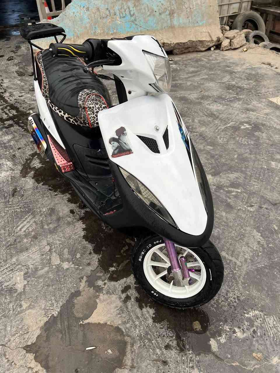 سلام عليكم درجه ماكس عدله مزوده بوشه55 شغاله سلف وهندر دراجه نضيفه كدامك وين متريد اطلع بيهه صالنصه رياضي  كفرات اربع ولفات اصليات
سعر 600 وبيه مجال لطيبين
مكاني شعب حي ور
رقم ***********
