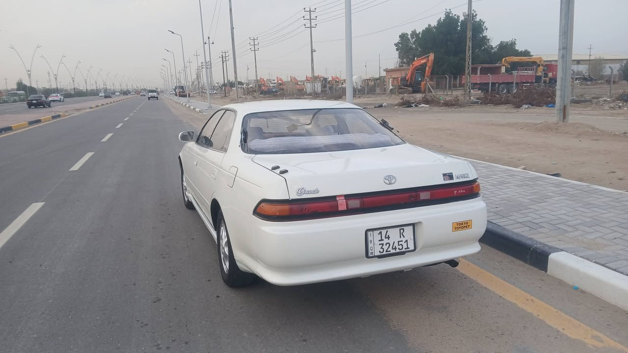 سلام عليكم سياره مارك موديل 2000 السياره بصره سنويه 30 مكفوله من الكص ونقل العنوان بصره الرقم *********** 
السعر 73 والقفل 70
