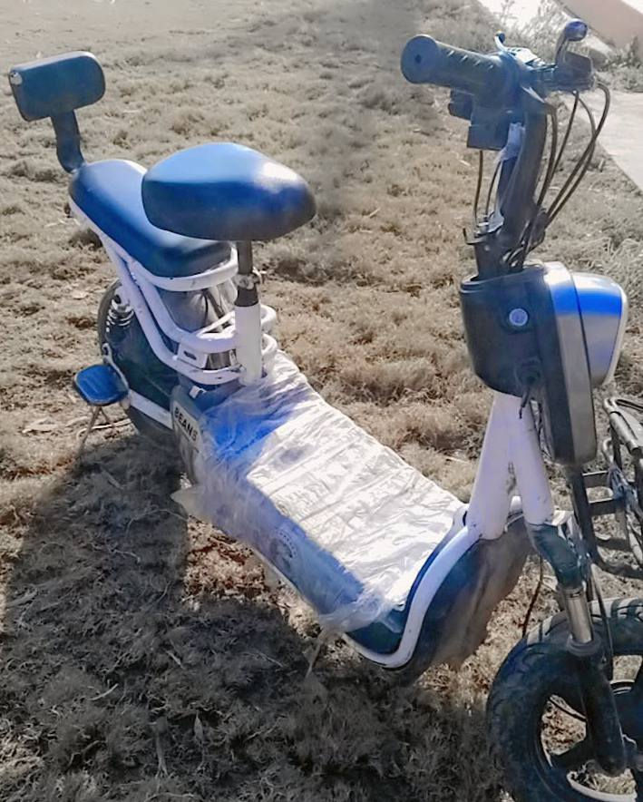 السلام عليكم ماطور شحن نضيف  مابي اي عيب شقال السعر 180 وبيه مجال بسيط ***********
