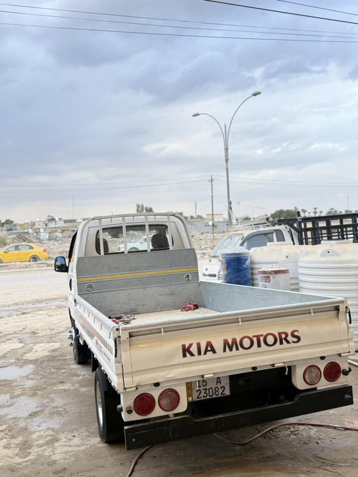 السلام عليكم KlA بنكو 2017 مسكر خليجي فول مواصفات حساسات خلفية تحكم ستيرن مري شفط هيتر ضباب للجامعة الخلفية  تبريد تدفئة منضومة جديدة من الوكالة السيارة نضيفة بمعنى الكلمة ما ناقصة برغي بعده زيرو 0️⃣ مكينة كير حدادية تخم تاير كفالة عامة ما عدا كم ملاحظة بسيطة … 
رقم انكليزي تحويل ثاني يوم 
للاستفسار // ***********
