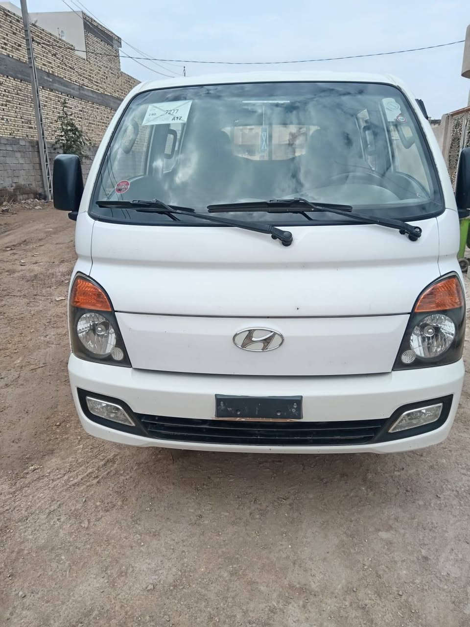 *********** 
السلام عليكم للبيع موديل ١٦ مكفوله كفاله عامه تخم تاير حداديه تبريد تتفئه بلادي السعر ب٧٠٠  مسجله بل مرور
