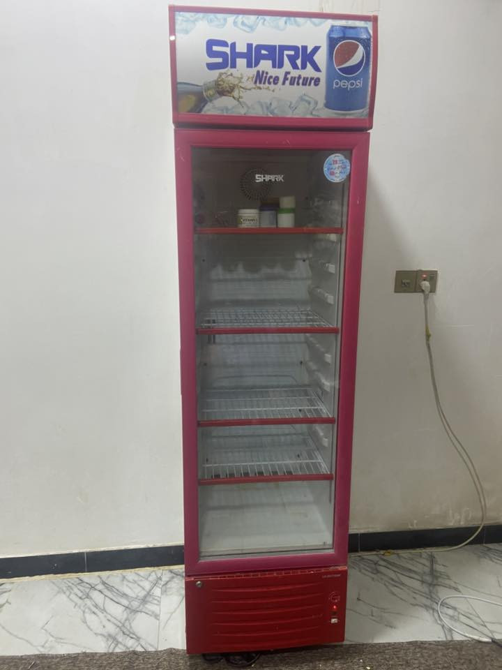 سلام عليكم براد للبيع جديد الله شاهد قبل شهرين جبته ب225 وبي مجال هذا الرقم ***********
