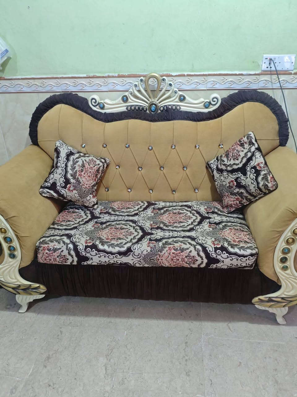 تخم قنفات 10اشخاص 250
كاونتر مع سنك مرمر اسود


**إذا كنت صاحب هذا الإعلان وتريد حذفه لأي سبب، رجاءا أرسل رسالة إلى الدعم الفني**