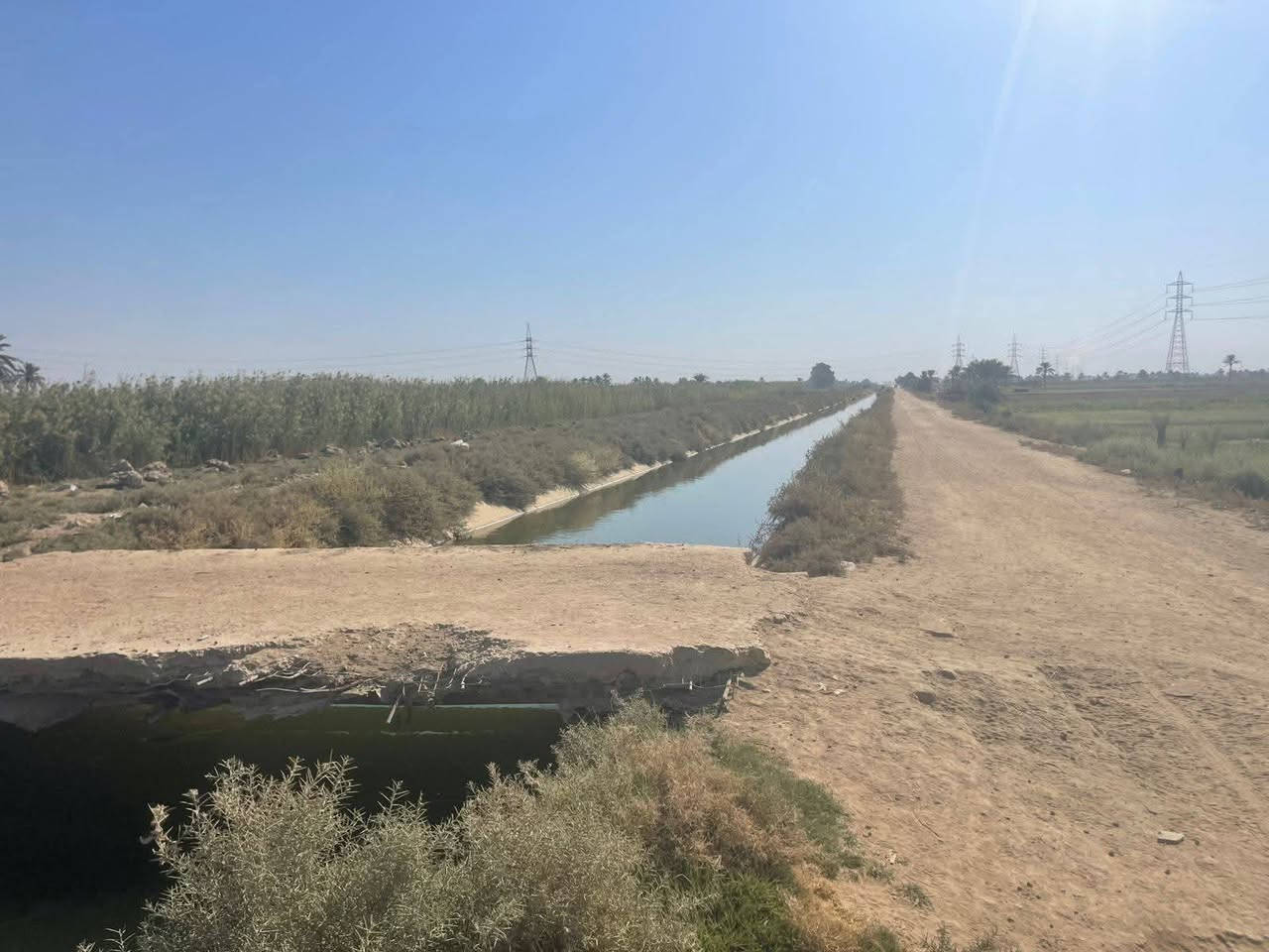 قطعة أرض للبيع
المساحة نص دونم
السعر ٨ مليون 
الموقع الرمادي ناحية اليرموك قرب مزرعة شيخ إحسان العسافي
جنس الأرض طابو زراعي لايوجد تحويل بالوقت الحالي
فقط تعهد بعدم وجود أي مشكلة عشائرية تعهد وبصمة ومكاتبة
تقع وجهه على اروائي ماء سقي الوجهه الثاني طريق على البزل شارعين اروائي وبزل الأرض صالحة للزراعة والسكن قريبة جميع الخدمات
للسعر والاستفسار أكثر اتصال على الأرقام التالية
*********** واتساب
*********** واتساب
او مراسلة الصفحة في اي وقت نعتذر عن التأخير عن الرد في بعض الأحيان
نستقبل جميع العروض العقارية في مدينة الرمادي
ابو احمد
