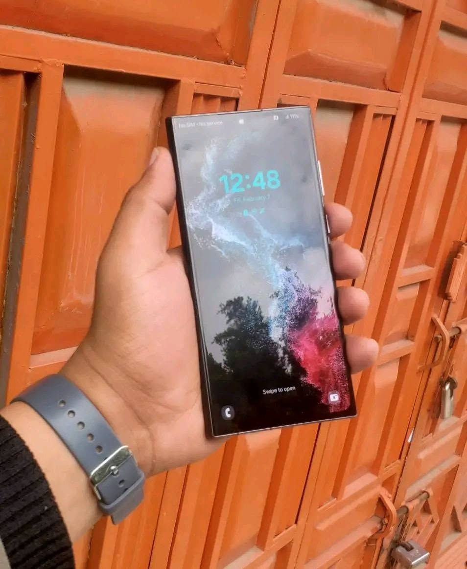 السلام عليكم S22 Ultra للبيع او مراوس
جهاز نظافة 99%.
ذاكرة 256.
رام 12+.
بدون ملحقات.
{الجهاز مبدل شاشة اصلية فقط}
السعر قيم واخذ بالي يرضي الله.
مكاني كربلاء ***********
