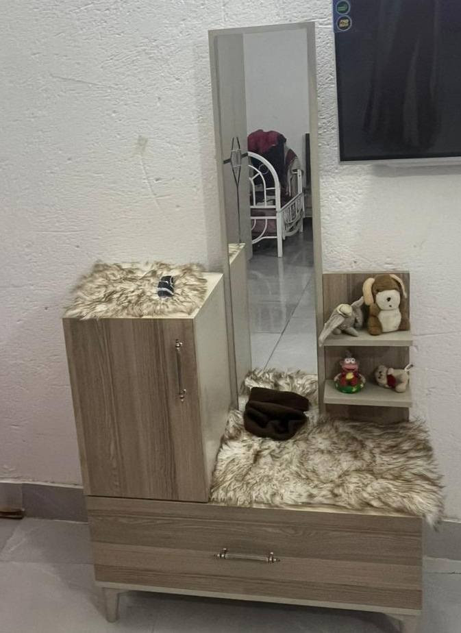 غرفه نضيفه اخت الجديده سعرها 300 غرفه ناعمه موفخمه


**إذا كنت صاحب هذا الإعلان وتريد حذفه لأي سبب، رجاءا أرسل رسالة إلى الدعم الفني**