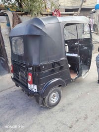 تكتك البع موديل 2020.بسمي تحويل ثاني يوم مكاني بغداد الشعب السعر 70000...