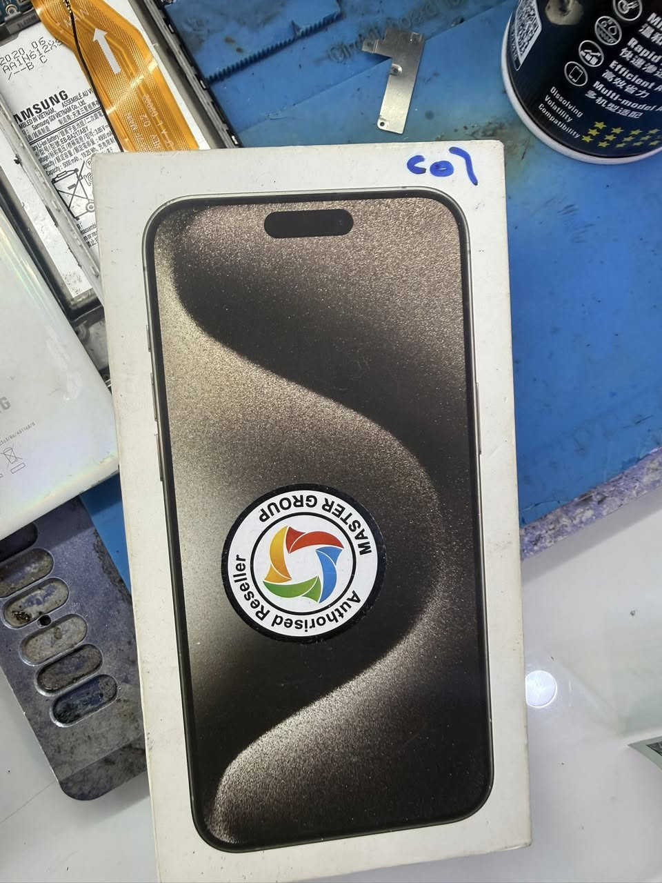 سلام عليكم ايفون 15 برو ماكس ماستر بطاريه 88  ذاكره 256 نظيف لوك  مكاني بغداد الاعظميه ***********
