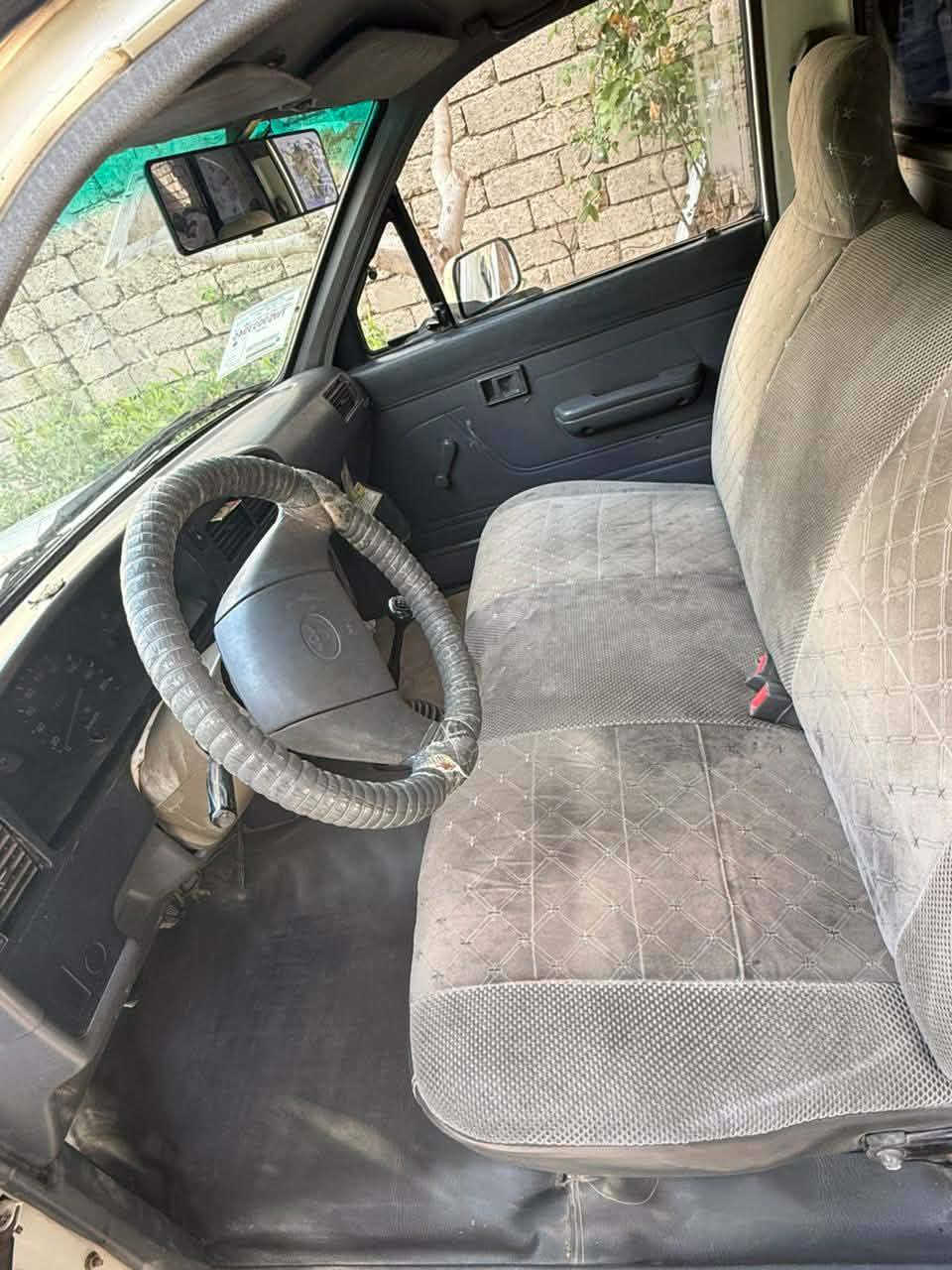 السلام عليكم 
بيكم للبيع موديل 1993 نينوى نظافة فول خير من الله المحرك والكير شرط لانفخ ولاصرف والسيارة مرتبة ومامتعوبة 
ربع متصرف عليها جاهزة من كل النواحي السعر 90$ شرط الوكالة والتحويل واني صاحبها الشرعي
#غيــــــــــــر_متواجــــــــــــــــد_عالخـــــــــــــــاص
التواصل  عبر الارقام التالية
***********    👉
***********    👉
#مكلـــــــف_بالنشـــــــــر
