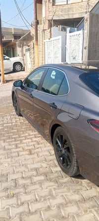 كامري موديل ٢٢وارد امريكي سياره مابيها اي نقص حادثها جاملغ وبنيد وبيها...