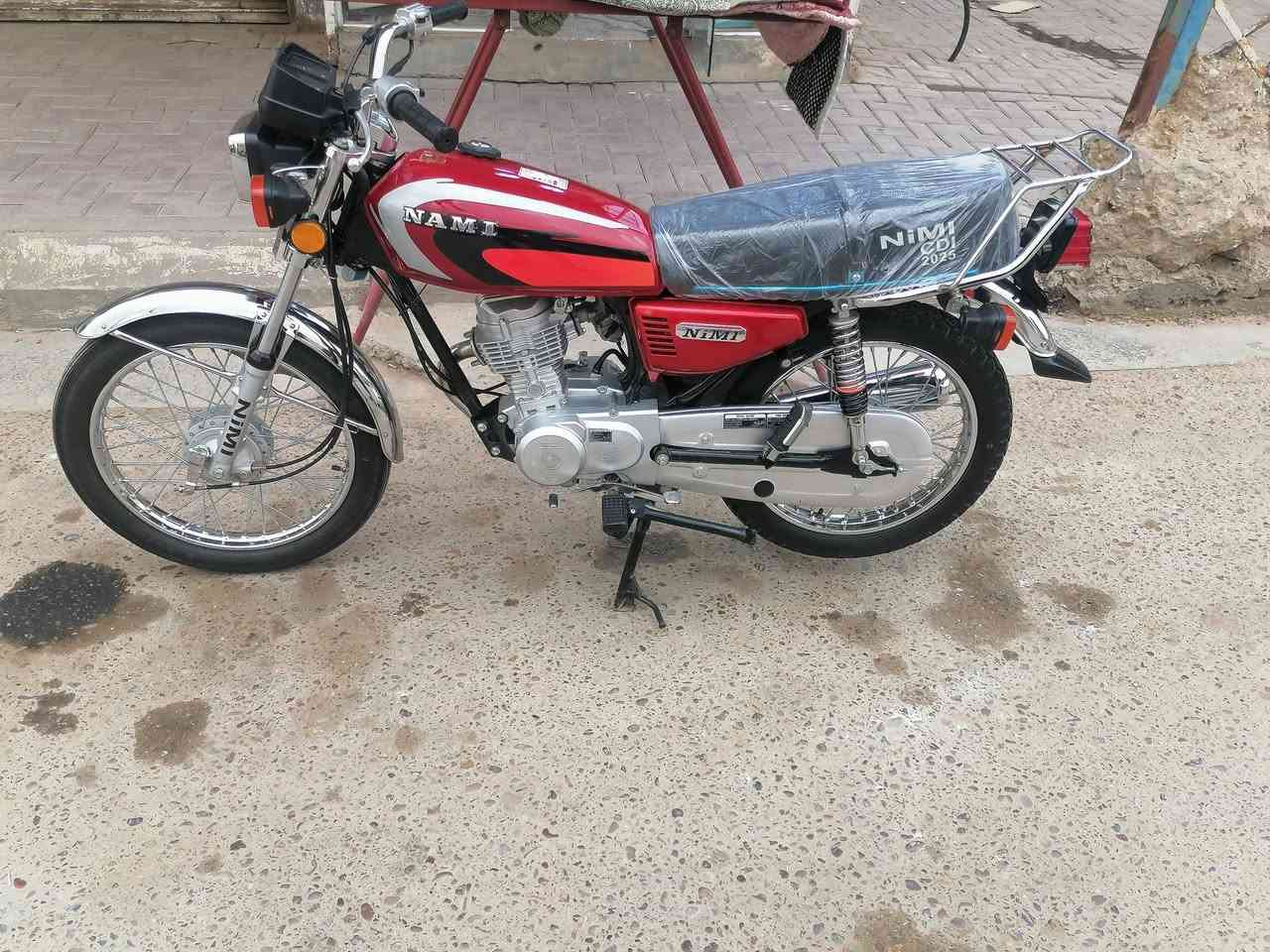 دراجه نامه امتياز صاره 20 يوم من طالعه من المعرض دراجه برغي ماعيزه  كله شغال حته غسله ماغاسلها بعده بتراب الشركه مستعجل ع بيعتها اشراي بيه خير ويدلل مكاني اطوريج لاستفسار هاذ ***********
