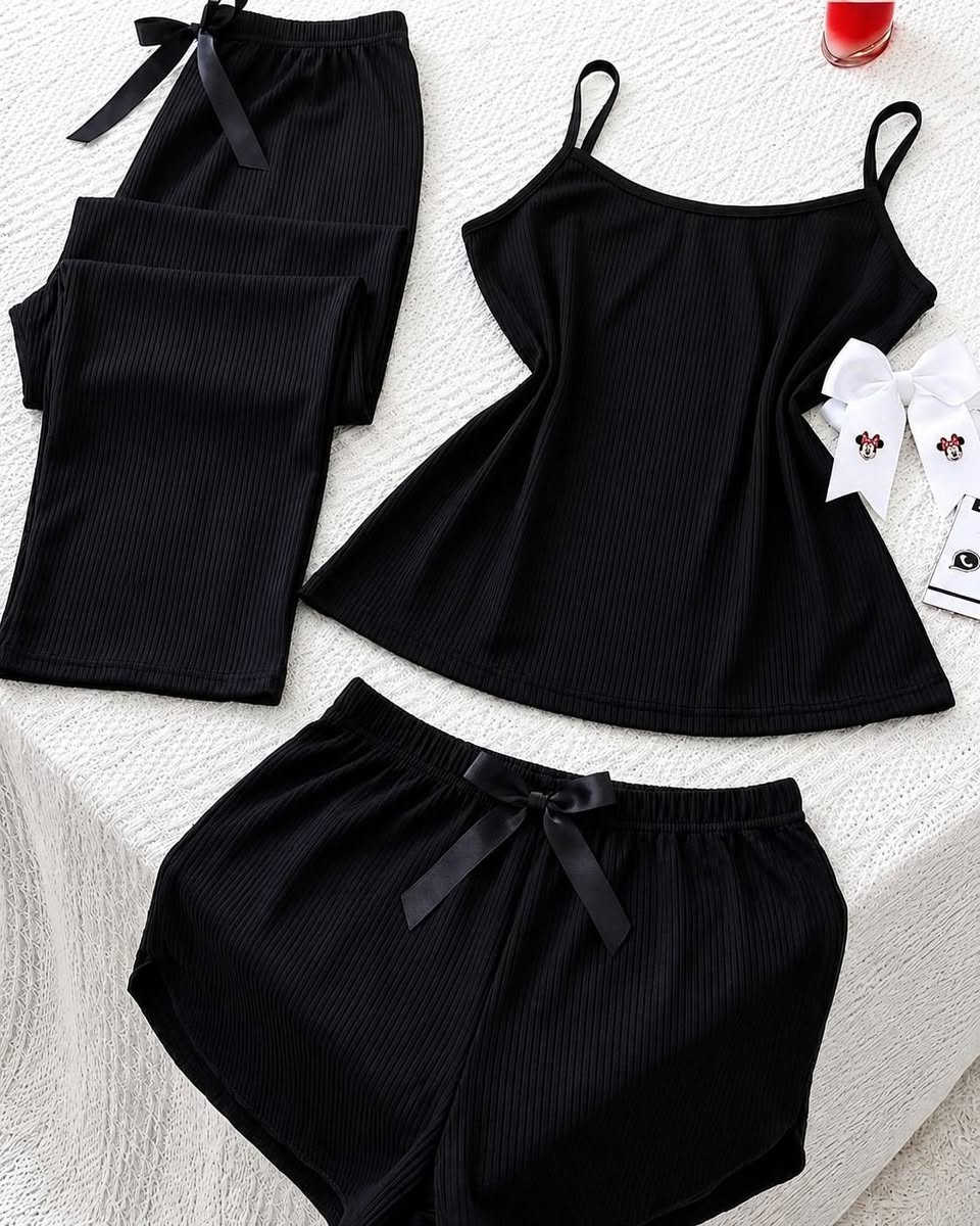 دشداشة بسواد فاحم ملكي 🖤🖤
تصميم ناعم ومرتب يبرز الأنوثة بذوق راقي 🖤
قماش خفيف ومريح بقصة انسيابية تجنن ❤️ 

القياسات / فري سايز تلبس من وزن 50 الى 80 كيلو ✔️
ا
🚘يوجد خدمة توصيل لجميع محافظات العراق ٤ الاف🚘


**إذا كنت صاحب هذا الإعلان وتريد حذفه لأي سبب، رجاءا أرسل رسالة إلى الدعم الفني**