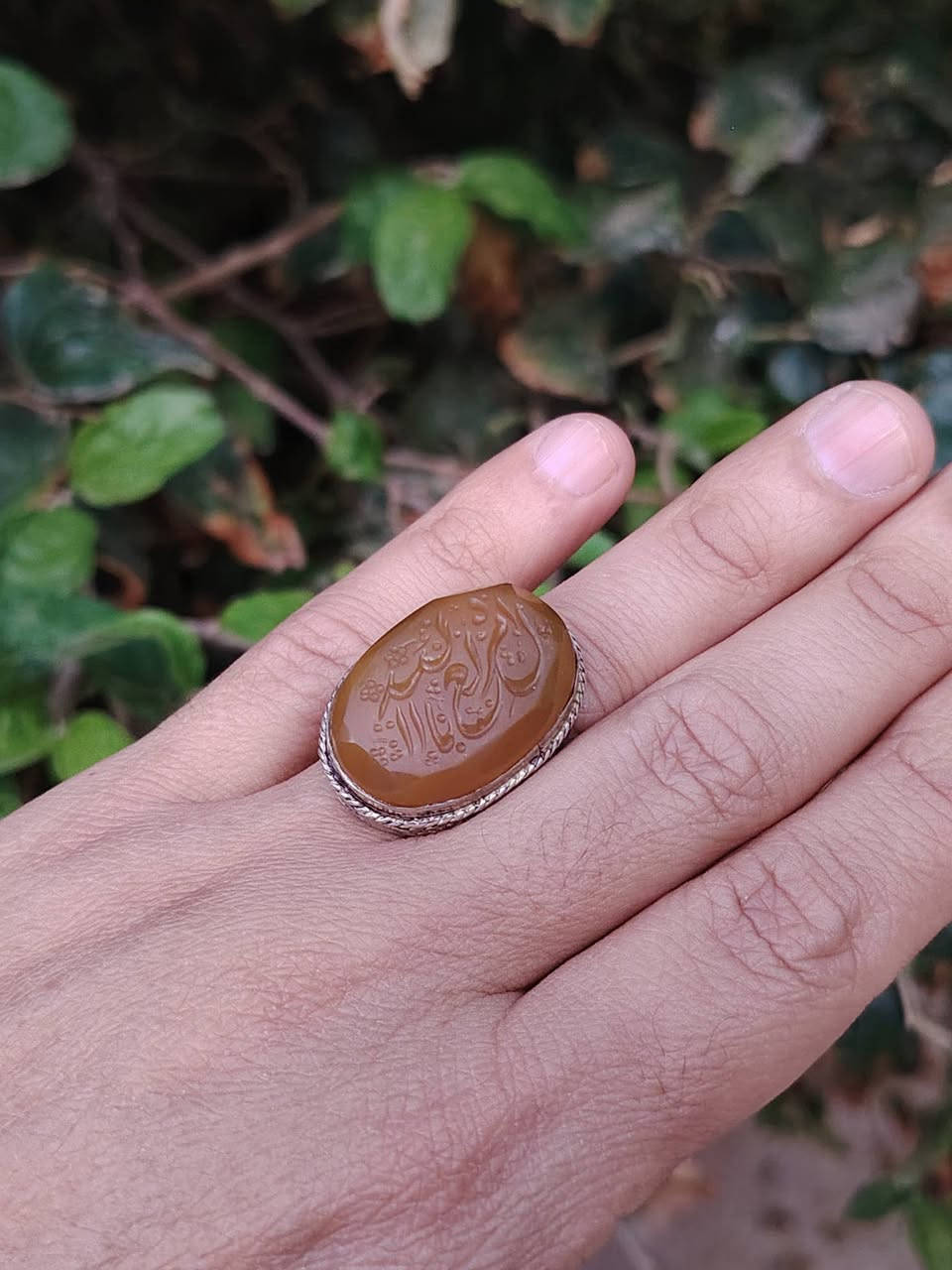 مخطوط (أن الله بالغ أمره)


**إذا كنت صاحب هذا الإعلان وتريد حذفه لأي سبب، رجاءا أرسل رسالة إلى الدعم الفني**