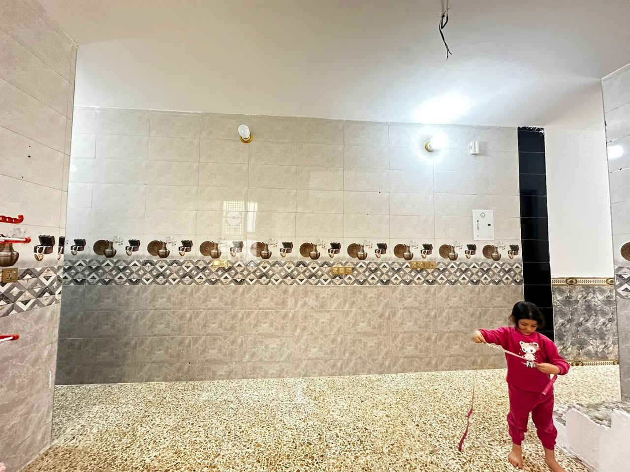 دار للبيع مساحه 100م
واجه 5 /20
بيت جديد طابوك زراعي سند 25
موقع الدار بوب الشام قرب الهزه المرور كامل خدمات 
طابق واحد  شارع عريض 
***********
