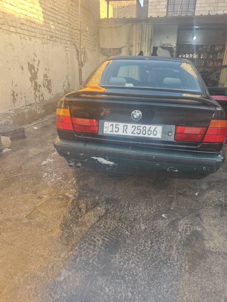 بي أم 525 موديل  1991  سوده ناقصها حداديه وتصفي مكينتها وبس بأسمنه وستوها محوله السنويه لل30 كربلاء, العراق


**إذا كنت صاحب هذا الإعلان وتريد حذفه لأي سبب، رجاءا أرسل رسالة إلى الدعم الفني**