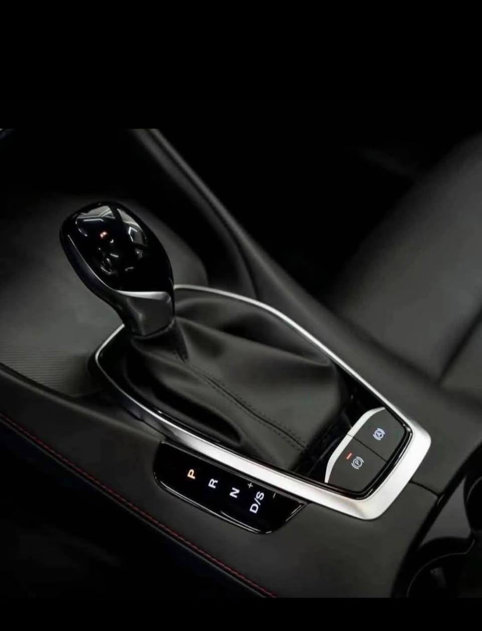 سبوغ عام بێ ناو گرتن 
پێش و پشت کەپس 
13هەزار رۆیشتووە 
قەپات مواسەفات 
بۆ تەکسیش دەبێ 
ئێڕباک بە شەرت
ڕەقەم کراوە
*********** أربيل, العراق
