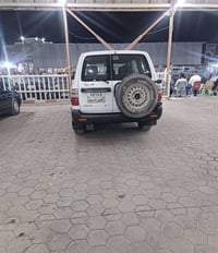 لاندكروز موديل 2001 مكفوله كفاله عامه حداديه جديده تخم تاير سيم 6سلندر...