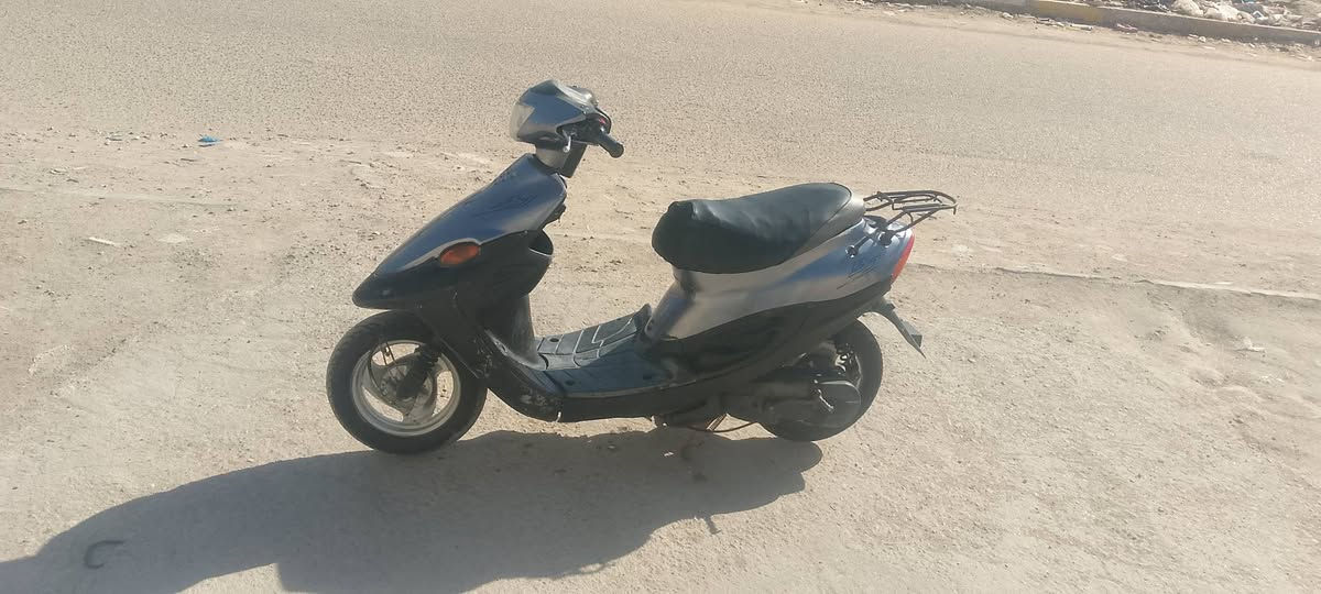 سلام عليكم دراجه بيجي للبيع دراجه نظيفه مفتوحه مره وحده مابيه نقص نكره سلف كهربائيات كله شغاله مكاني ناصريه سومر السعر 350 وهذا رقمي ***********
