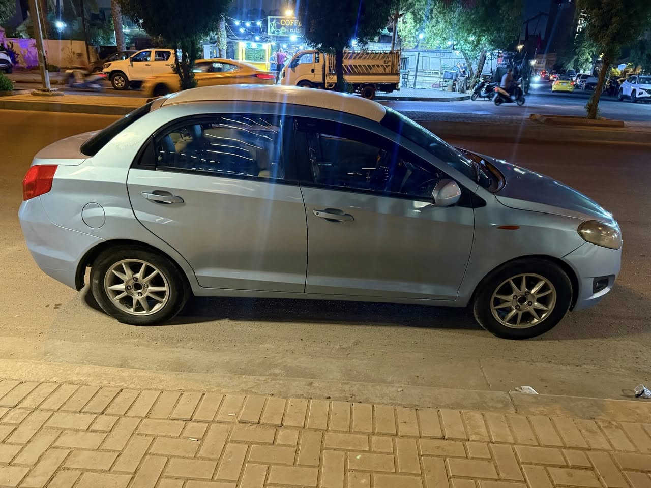 شيري فلاوين موديل 2011
سيارة بأسمي تريد تحويل او وكالة ماكو مشكلة سنوية لـ2029 كير مكينة مكفولات صدر جديد تبريد ثلج شاشة اندرويد مصبوغة عام سيارة حلوة ونضيفة وترايك وين مايعجبك 
مكان السيارة بغداد الأسكان 
السعر : 37 وبيها مجال بسيط 
للأستفسار ***********
