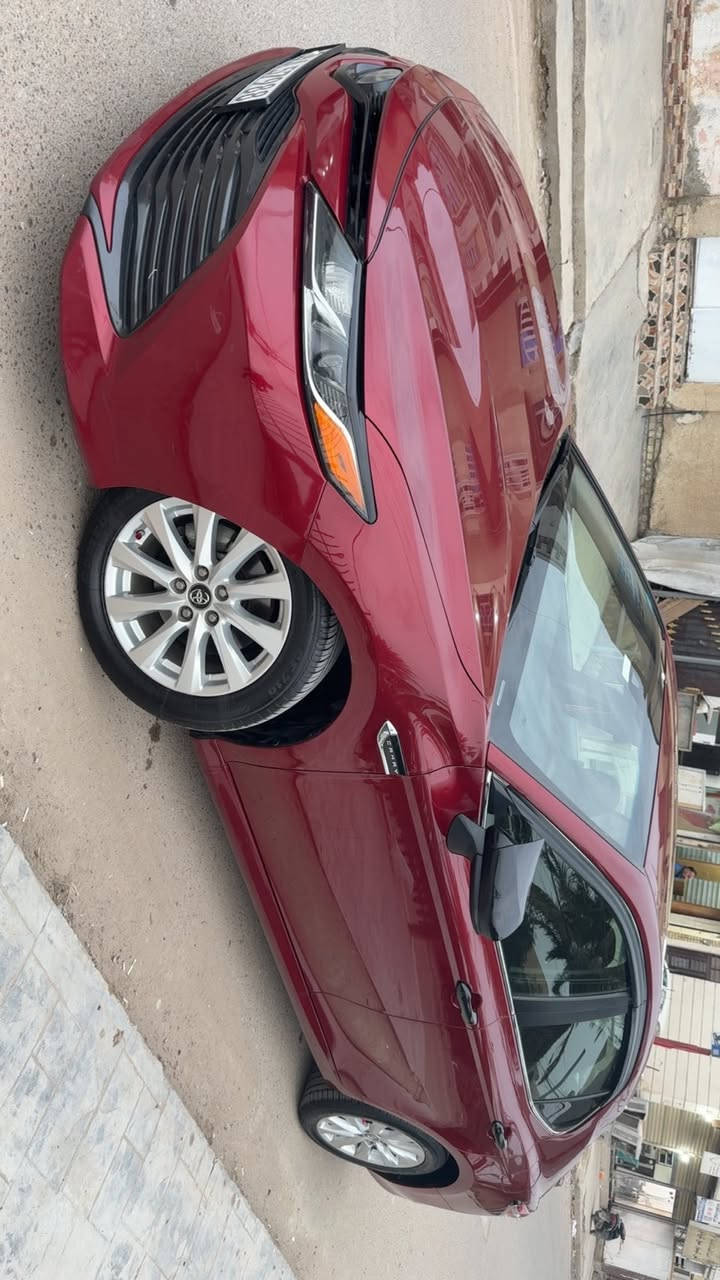 كامري  كاميرا 2018 وارد امريكي
سنوية بأسمي مكينه :2.5 
مواصفات:LE
اضويه امامية لد عدسة
شاشه وكامرة خلفية
تحكمات ستيرن 
رادار امامي
ولاگلوب مشتغل بالدشبول عليها ادامة عامة من تخم تاير من باتري من صدر 
مثبت سرعة  
كشن السايق كهرباء الراكب عادي 
الجام كلة اوتو
تخم تايرات جديد
ماشية 65 الف 
 السيارة حادثها  باب سايق كلشي موضح بالصور
حادثها مرفق بالمنشور 
 العنوان : بغداد الغزالية
متواجد فقط  والواتساب
رقم صاحب سيارة 
***********

.:: السعر 175 وبيها مجال
