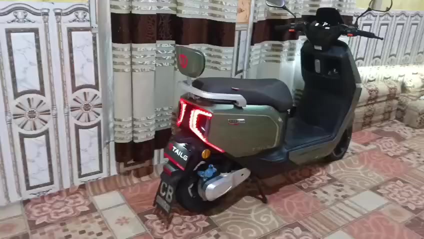 دراجه للبيع مكلف بل نشر راعيه *********** عنوان الزبير
