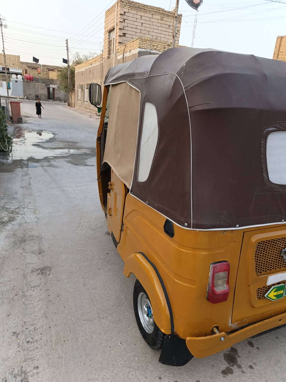 سلام عليكم تكتك موديل 21 رقم وسنويه رقم انكليزي تحويل ثاني يوم تكتك كفاله ماعده بيها اربع اصابع بصف البك لايت وخياسات معمره مكينه مجفته تجفيت شركه بوشه وبستم سعر 7وبيها مجال رقم ***********
