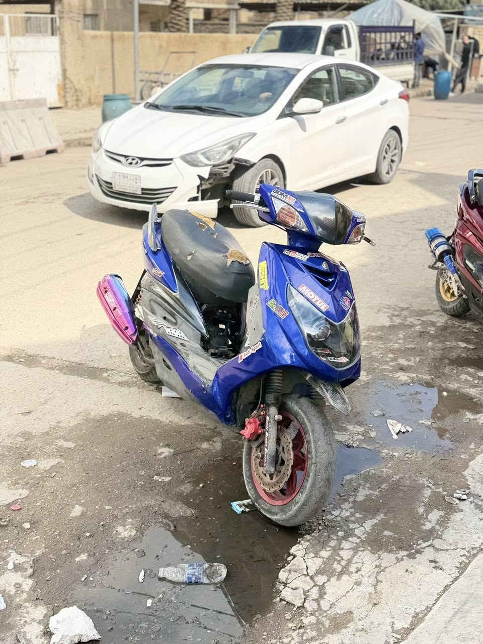 سلام عليكم سكنس فحل نوزل مكينه مامعروفه شكد لبيع او مراوس حسب قناعه  *********** بغداد جديده دراجه متعوب عليه ميحتاج اسولف هيه تحجي على روحه دراجه نقصه وحيد الدشبول عطلان
