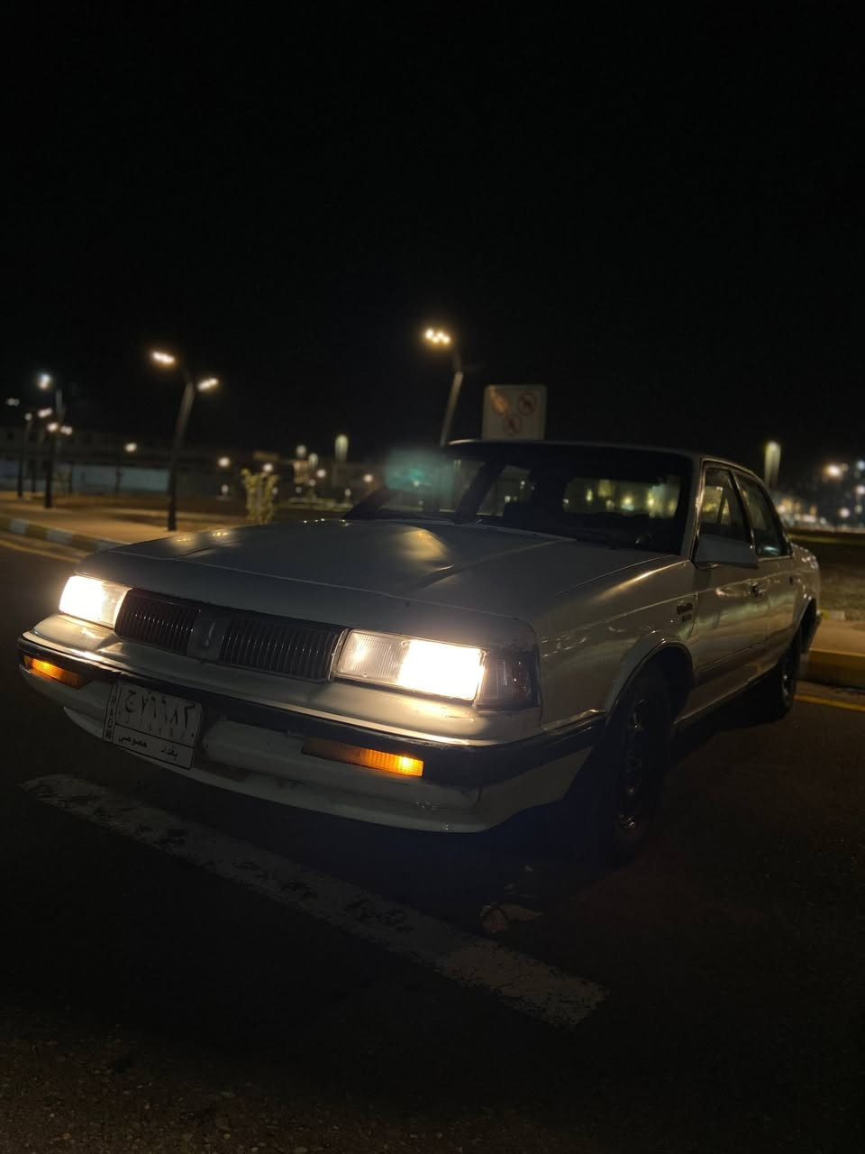 اولدز موديل 1990
رقيم بغداد 
كير مكينه مكفولات 
سنويه ل27
تخم تاير 
سعر 33 وبيه مجال 
دوانية فرات شارع صب 
***********
