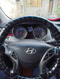 الانترا 2014 حادثه سرقه صندوك خلفي فقط بدون داخل  والباقي كفاله عامه ل...