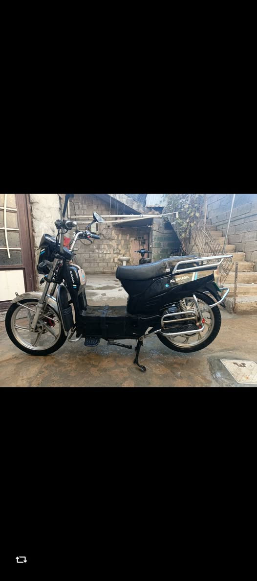 السلام عليكم ماطور شحن للبيع بطارياته عل فحص نضافته مثل مشوفه كدامك كله شغال مابي شي نقص سعره 350 اليريده يجي خاص اويتصل عل رقم مكاني السكنيه هذه رقمي ***********
