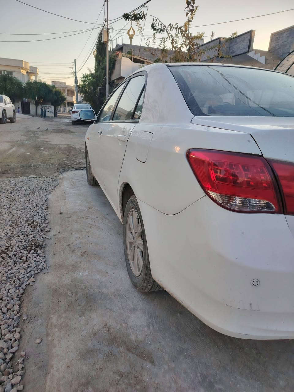 BYD 2014.  
فول فول مواصەفات بەشەرتی غەرامەو تەحویل. 
شوێن: سلێمانی. ***********
             ***********.  
نرخ: 50 و معامله
