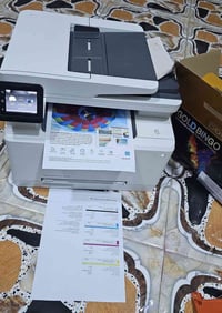 طابعة ليزرية hb laseJet pro 277dn ملون وعادي   طـــباعة وجهــين تلقــا...