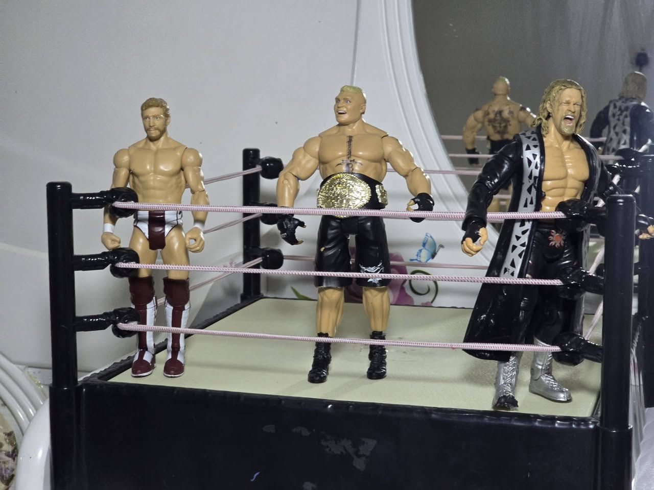 هؤلاء المصارعون معروضون ​​للبيع. تُباع هذه القطع بشكل منفصل في مجموعات. لا تُباع منفردة.


**إذا كنت صاحب هذا الإعلان وتريد حذفه لأي سبب، رجاءا أرسل رسالة إلى الدعم الفني**