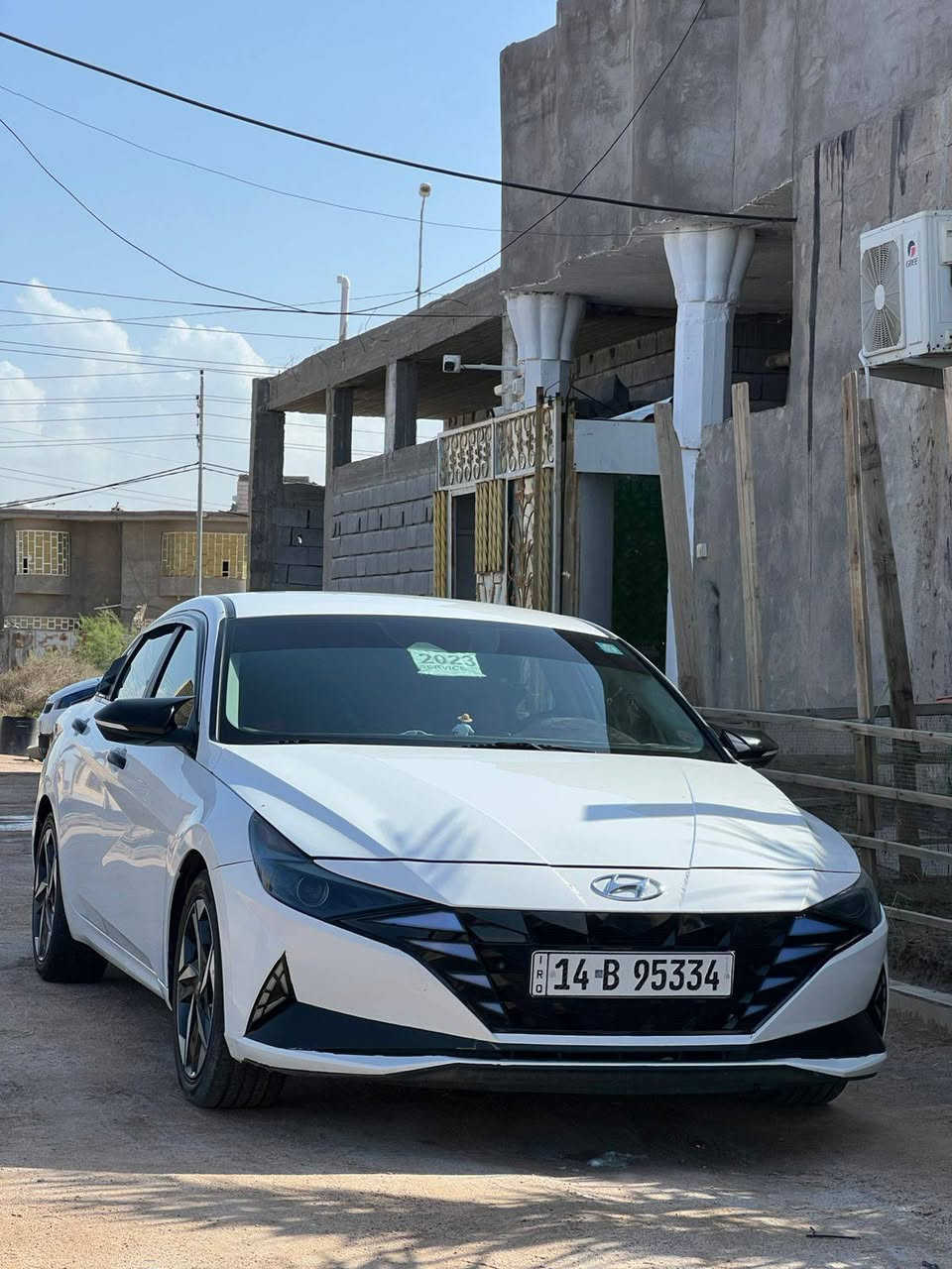 # سلام عليكم 
هوندايي الانتره
موديل ٢٠٢٣
وارد أمريكي 
مكينه ٢٠٠٠دوش
رقمه بصره معوقين عندي وكاله بسمي عامه تبريد تدفئه خير من الله 
حداديه %100
تخم تاير %100
مكينه كير خير من الله
مواصفاته 
حساسات أمامية وخلفية 
نضام سبورت 
نضام ECO
لايت LED
بصمات ابواب 
سايد بريك بصمه
مانع نزلاق
سياقه ذاتيه 
تثبيت سرعه 
شاشه كبيره 
عينه ليزريه 
ويل كب كورم
ماشيه 57 الف كيلو
السياره احلا من الصور 
العنوان بصره الهارثه 
السعر 147$وبيه مجال 
رقم الهاتف الاستفسار 
***********
