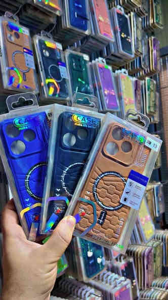 عرض خاص ارخص من سعر الجمله احدث انواع الكفرات سعرالكفر 400 دينار ملاحضه جمله فقط توصيل لجميع المحافضات ***********
