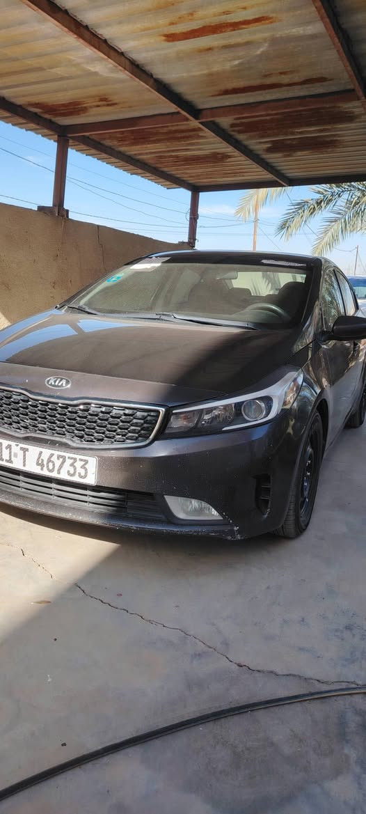 السلام عليكم كيا فورتي ١٧ أمريكي رقم بغداد ليبل واحد محرك ٢٠٠٠ دوش جاهزه بدون اي نقص حادث حافه قبغ جنطه باقي مكفول *********** السعر ١١٥
