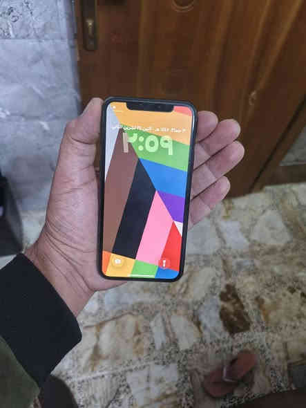 جهاز ايفون 11برو ذاكره 256ممفتوح وتر ضد ماء نضافه 90 بلميه مكفول من كلشي بس ..سيم كارت ميشتغل تطلع شبكه بس ميتصل ..تكنيك شحن كله مكفول سعر 230 وبي مجال بصيط شراي يتصل *********** مكان حسينيه الراشديه
