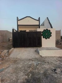 بيت ١٠٠م • صفر • خلف جامع الرشدين