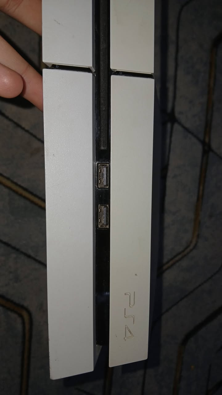 بسم الله الرحمن الرحيم
جهاز ps4 مهكررر!
نظام [9:00]!! أفضل نظام بالتهكير
500GB
جهاز مامفتوح ولا داخل صيانة نظافته مثل الصورة وأنظف بعد
الجهاز وياه يدة وحدة
وياه ملحقات كاملة كيبل HD، كيبل باور، كيبل شحن
ملاحظة[الجهاز يجي وياه 850UBS  اشتريته قبل اقل من شهرين بطاريات فولل ]
السعر خاص


**إذا كنت صاحب هذا الإعلان وتريد حذفه لأي سبب، رجاءا أرسل رسالة إلى الدعم الفني**