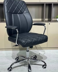 كرسي مكتبي درجه اولى فول مثل الي بالصورة درجه اولى سعر الجديد 140 ابيع...