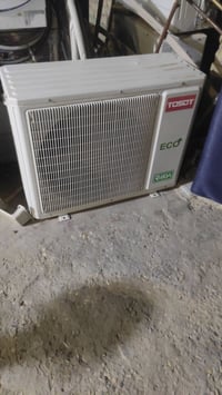 للبيع سبلت  توسوت غاز 410ماداخل تصليح  عل فحص 07828290621