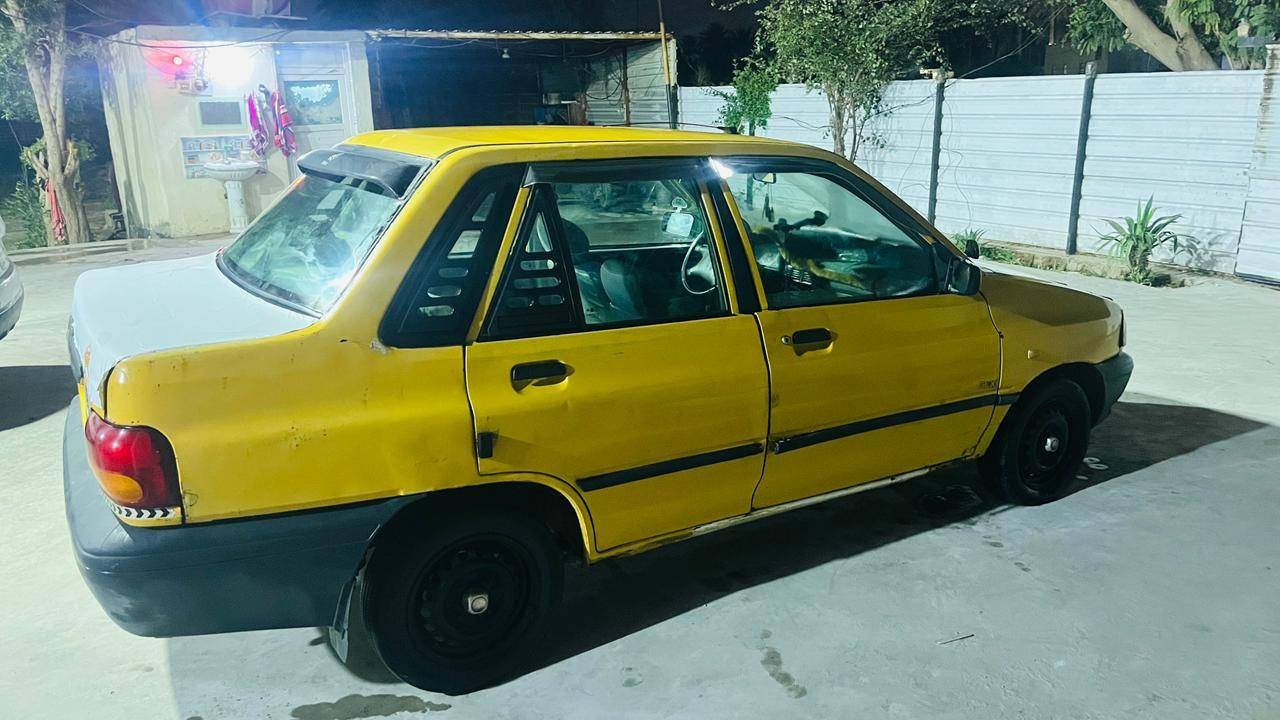 سلام عليكم شباب سايبه 2011  سياره كامله وكل نقص مابيه كبل لشارع دينار ما تصرف كير مكينه خير من الله  تحويل ثاني يوم  مصفره هيه وغرامه سياره معروضه ٢٧
***********
