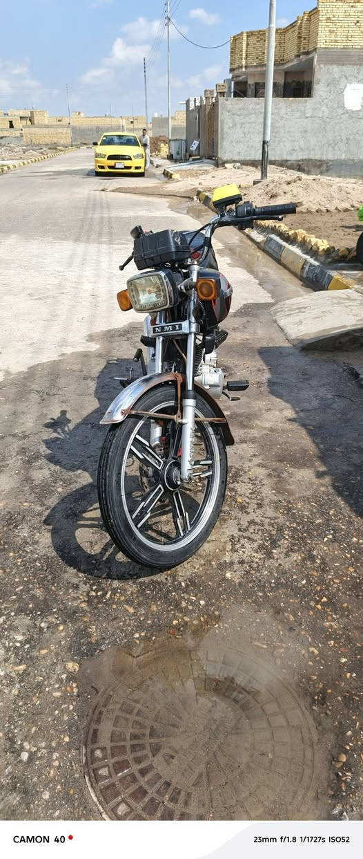 سلام عليكم دراج سيفان موديل واحد
وعشرين دراج شغالكله سلف كهرباياته 
كله شغال دراج صوليه ((سعر 700وبيه مجال قليل((شراي ينتصل علهاذرقم ***********✨🤍 المكان المجر الكبير
